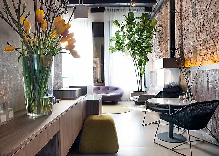 Boutique Oosteinde 3*