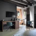 Boutique Oosteinde 3*