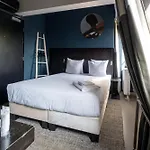 Boutique Oosteinde 3*