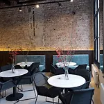 Boutique Oosteinde 3*