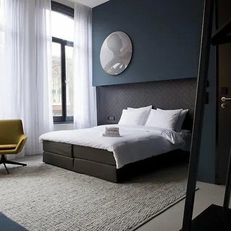 Boutique Oosteinde 3*