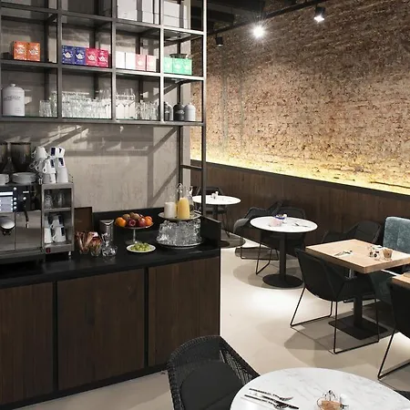 Boutique Oosteinde 3*