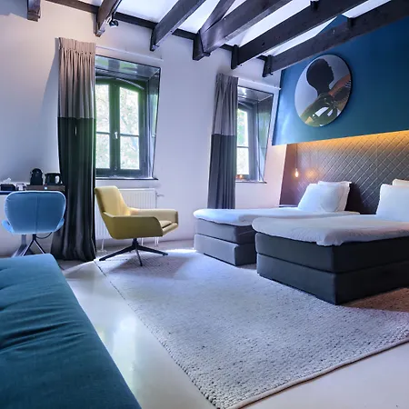 Hotel Boutique Oosteinde 3*