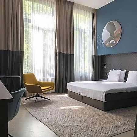 Boutique Oosteinde Hotel 3*