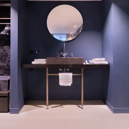 Hotel Boutique Oosteinde 3*