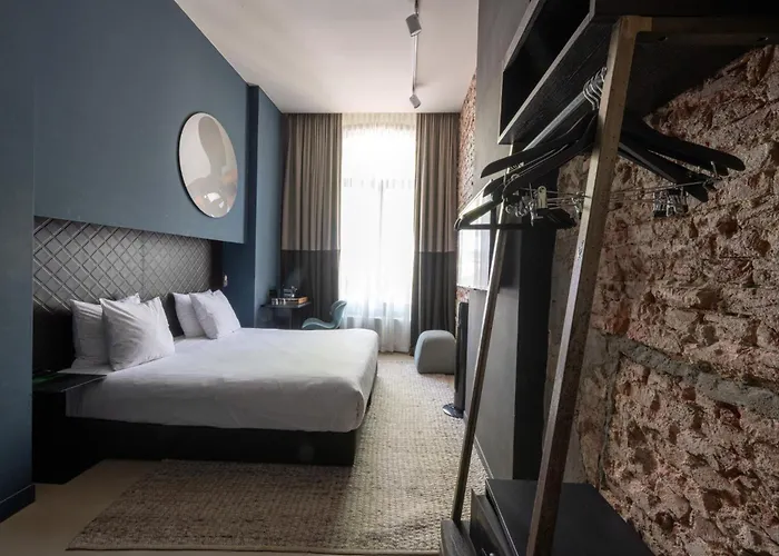 Boutique Oosteinde Hotel 3*